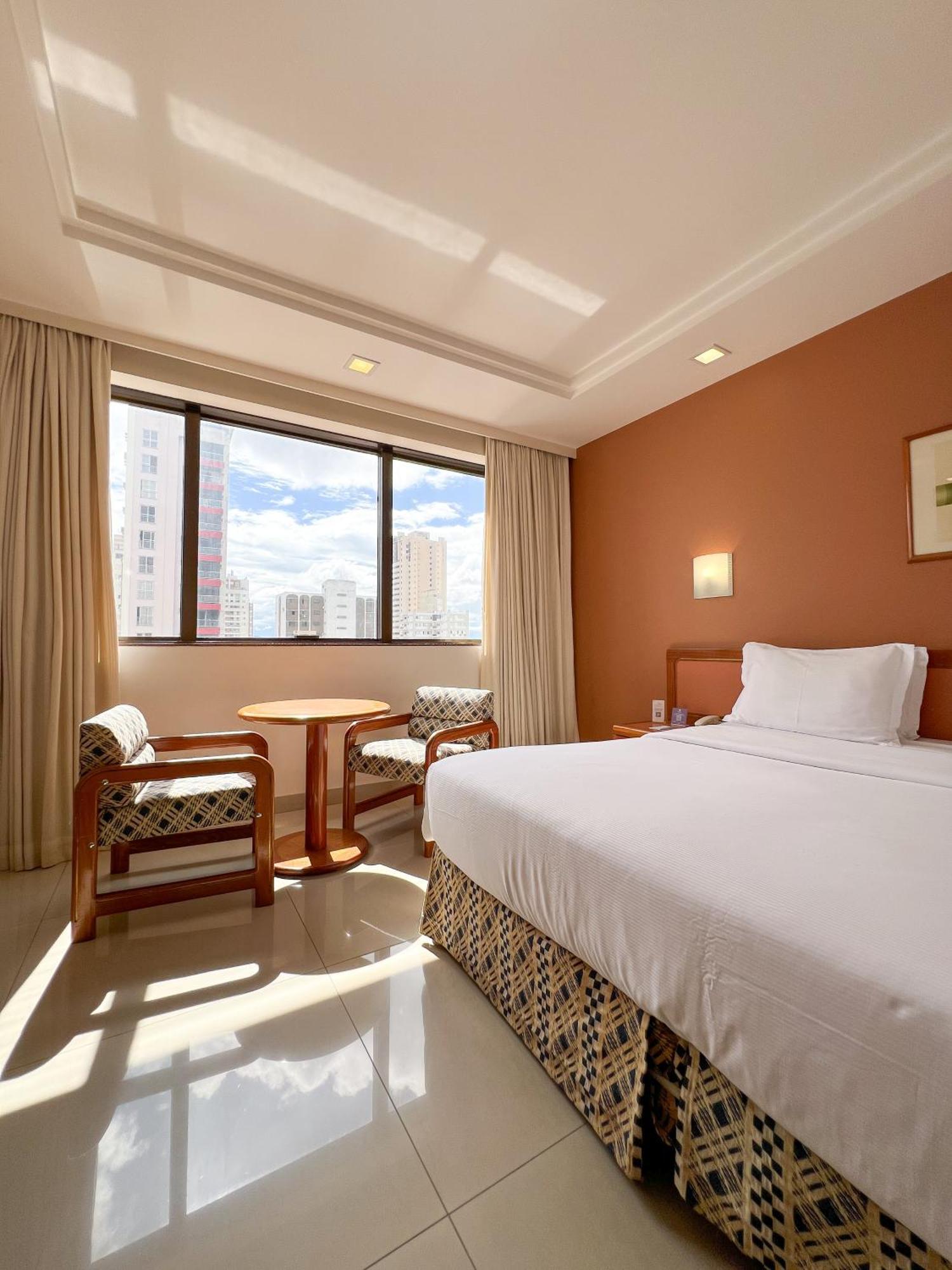 Castro'S Park Hotel Goiânia Kültér fotó